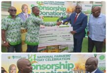 Rainbow Agrosciences and IWMI donate to the Agric Ministry to support the Farmers’ Day Celebration