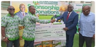 Rainbow Agrosciences and IWMI donate to the Agric Ministry to support the Farmers’ Day Celebration
