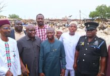 Agric Minister donates 50 Streetlights to the Biggest Livestock Market in West Africa