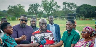 Agric Minister Donates Gh¢50,000 to Black Challenge, Pledges Poultry Business for the Eight locally based Players
